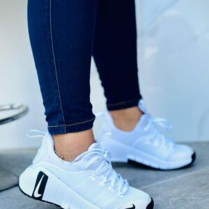 Tenis Nike Free Metcon Blanco Dama