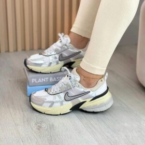 Bellos Nike Araña Gris