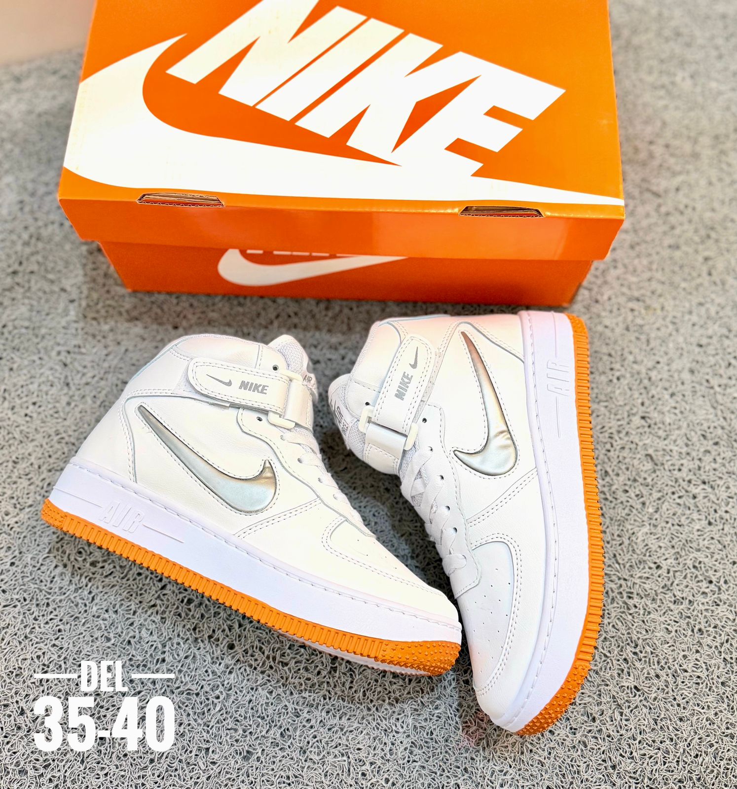 Botas Nike Sbs Blanco - Image 2